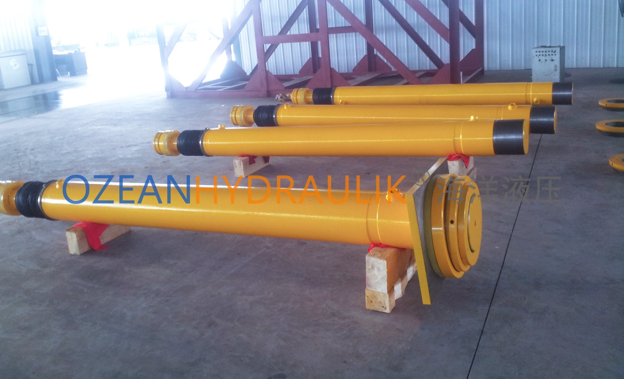 Electrode lift hydraulic cylinder - Image 4